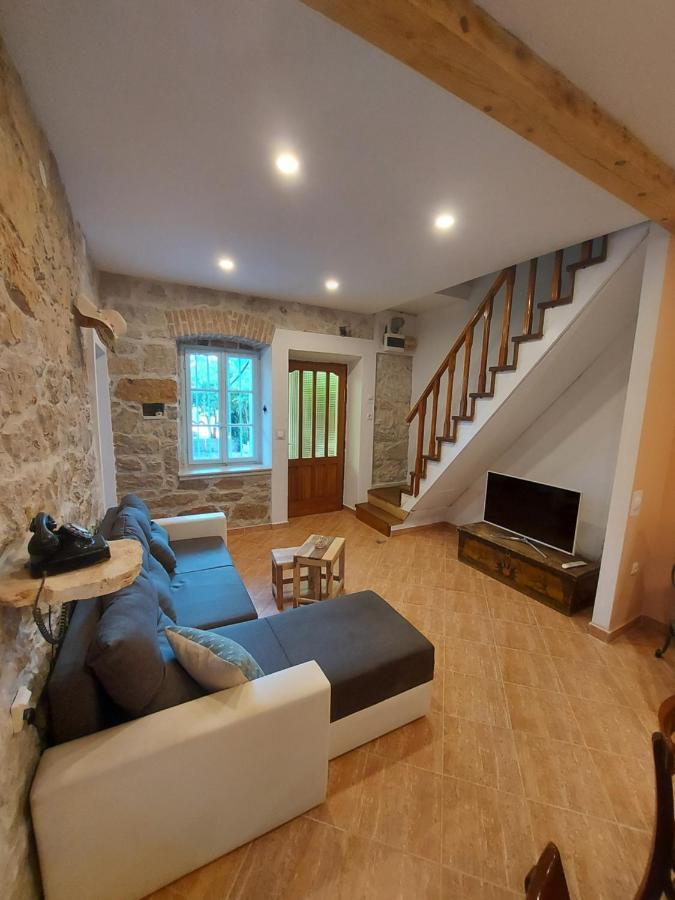 Holiday Home Pepe Banj Buitenkant foto